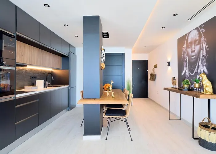 Apartman Savanna Beach. Amazing With Jacuzzi Torremolinos