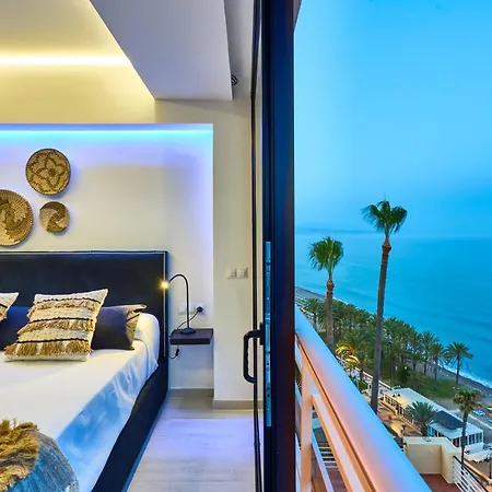 Savanna Beach. Amazing With Jacuzzi Apartment