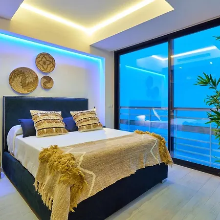 Savanna Beach. Amazing With Jacuzzi Apartment