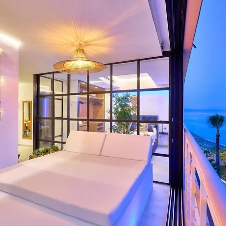 Savanna Beach. Amazing With Jacuzzi Apartment Torremolinos