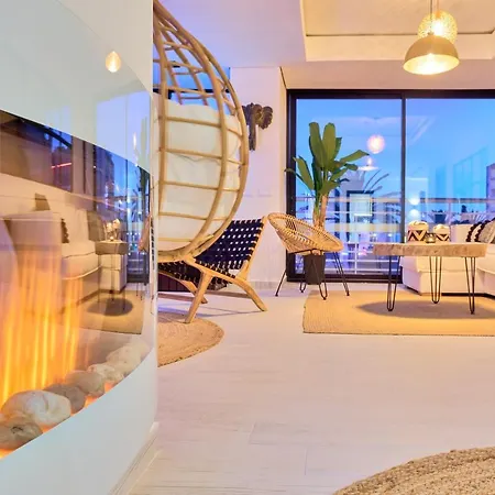 Apartment Savanna Beach. Amazing With Jacuzzi Torremolinos